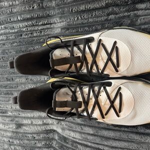 Under Armour Curry Flow 8 Basket Ball Shoes - Men's 13